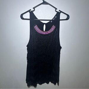 Black Sleeveless Lace Tank Top with Bead Accents at Neck Size Large Whimsigoth